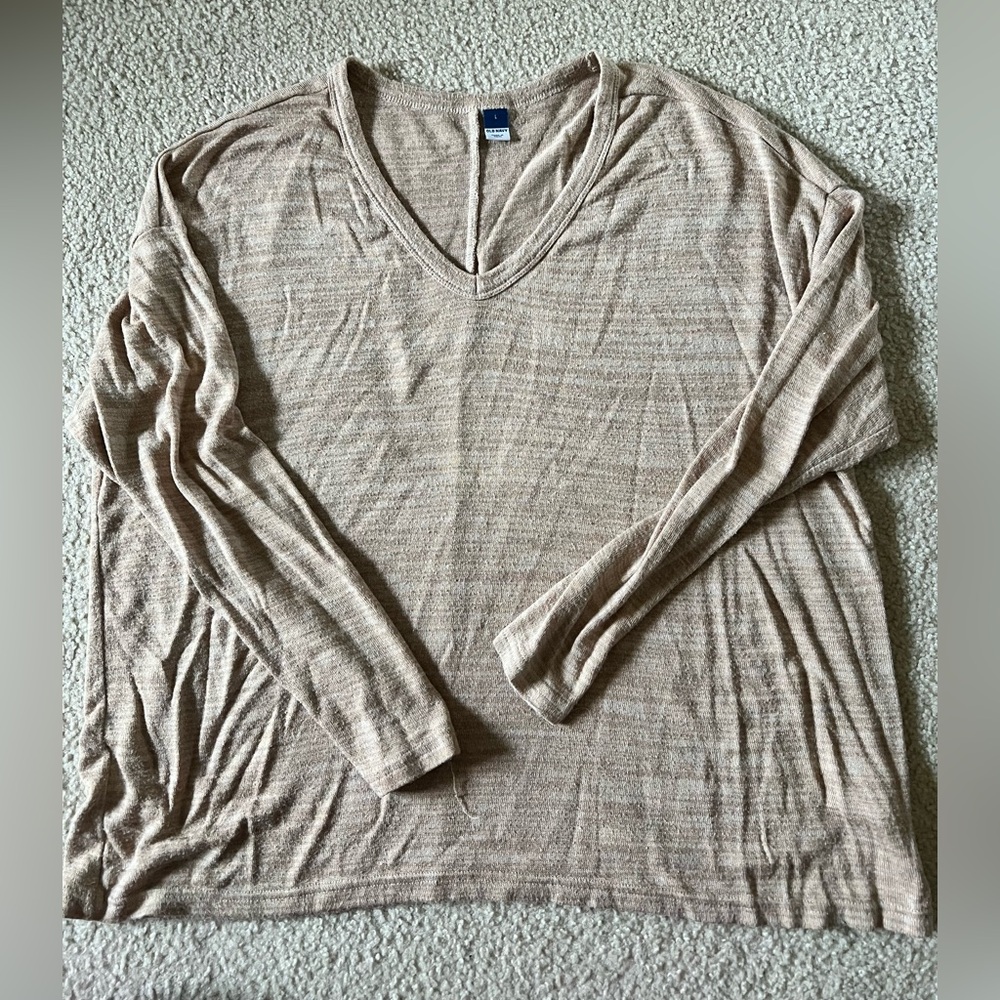 Old Navy L sweater